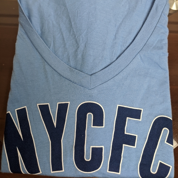 T-shirt - Picture 4 of 4